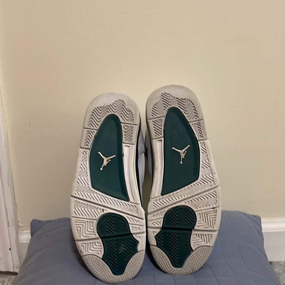 Air Jordan 4 Retro Oxidized Green (GS) Youth 5.5 like new very good condition - Picture 8 of 11